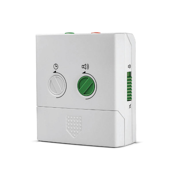 BC05 Braun Travel Analogue Alarm Clock 白色