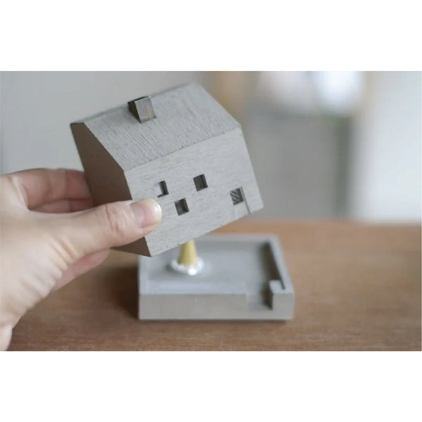 Cottage Incense Pot 飄煙小屋 - Natural