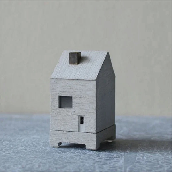 HOUSE INCENSE POT 飄煙小屋 - Natural