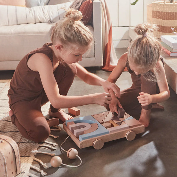 Wooden Rainbow Wagon With Blocks 小孩學習積木 OYOY