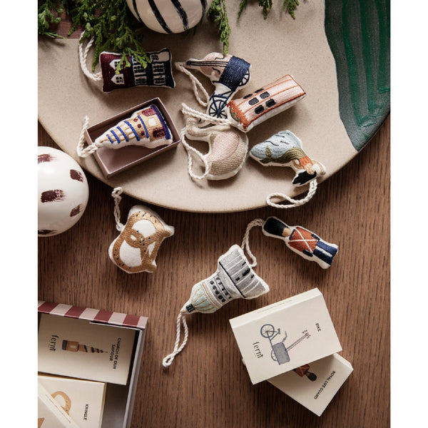 Copenhagen Embroidered Ornament Swan 天鵝刺繡聖誕掛飾 Ferm Living