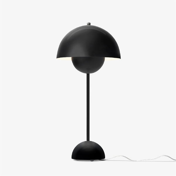 &Tradition Flowerpot VP3 Table Lamp
