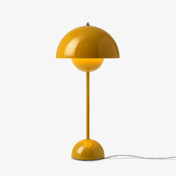 &Tradition Flowerpot VP3 Table Lamp