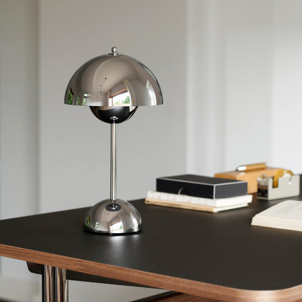 Flowerpot VP9 Chrome-Plated 充電式檯燈