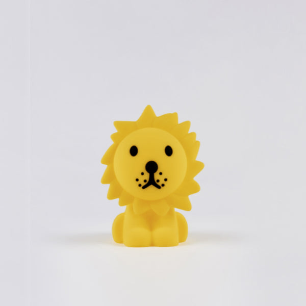 Lion First Light Mr Maria