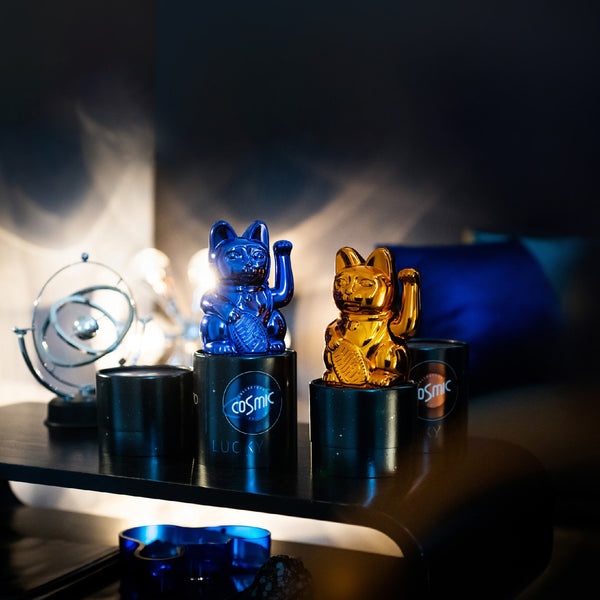 Lucky Cat Cosmic Edition Mars - Shiny Blue 星球系列幸運招財貓 - 地球 Donkey
