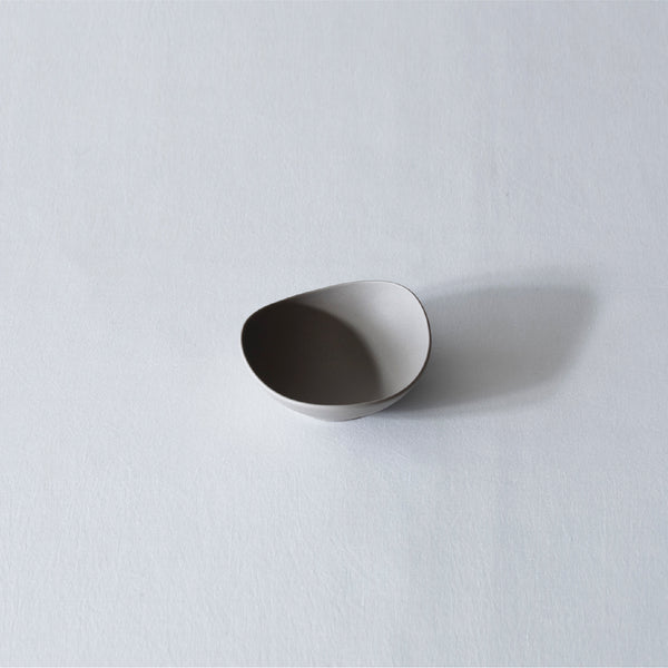 SHIONARI Almond Dish 小菜碟 yumiko iihoshi